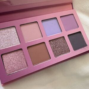 LAWLESS Eyeshadow Palette - Rich Berry and Earth Tones